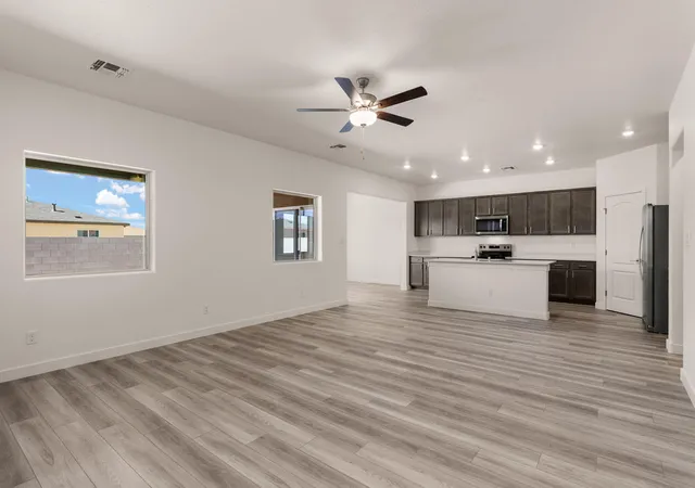 2nd image of 805 Calle De Las Rosas Sw, Belen, NM 87002 | MLS# 1106185