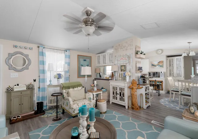 Photo 5 of Manufactured home for sale at 309 N Cedardale Ave, Mountainair, NM 87036 | MLS# 1106129 | Listing updated on 2026-08-13