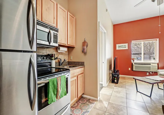 Homes for sale in Albuquerque, NM | 351 Washington St Se #102, Albuquerque, NM 87108 | MLS# 1106216