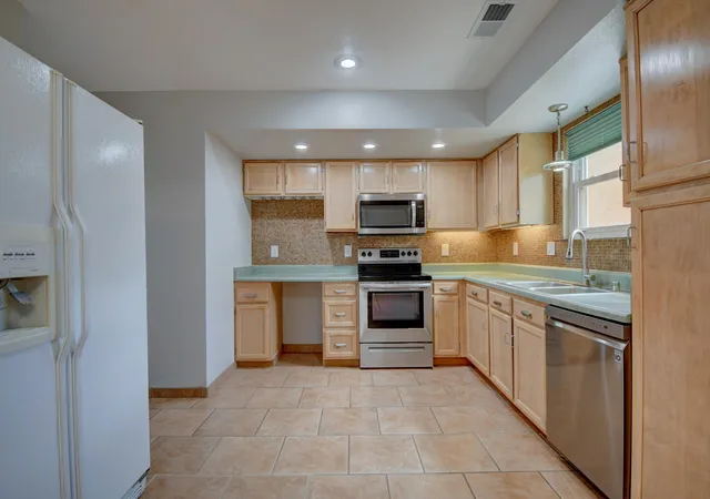 Homes for sale in Rio Rancho, NM | 763 Western Hills Dr Se, Rio Rancho, NM 87124 | MLS# 1106225
