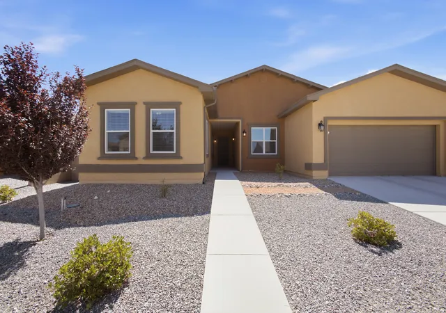Homes for sale in Los Lunas, NM | 520 Pecos River Rd Sw, Los Lunas, NM 87031 | MLS# 1106218