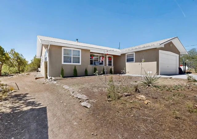 Homes for sale in Edgewood, NM | 59 W Willard Rd, Edgewood, NM 87015 | MLS# 1106239