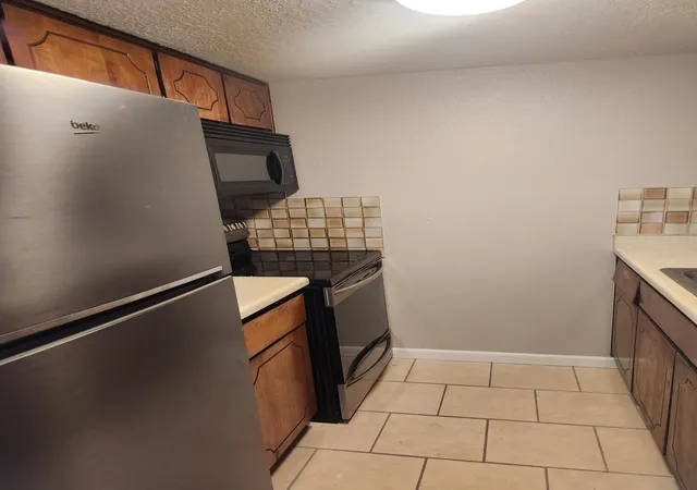 Homes for sale in Albuquerque, NM | 8333 Comanche Rd Ne #12C, Albuquerque, NM 87110 | MLS# 1106253