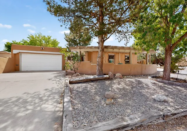 Homes for sale in Albuquerque, NM | 7418 Pimenton Dr Ne, Albuquerque, NM 87113 | MLS# 1106254