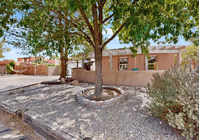 Homes for sale in Albuquerque, NM | 7418 Pimenton Dr Ne, Albuquerque, NM 87113 | MLS# 1106254