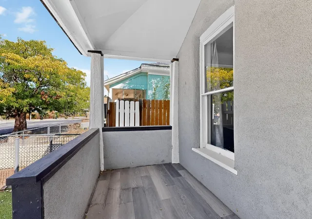 5th image of 508 Walter St Se, Albuquerque, NM 87102 | MLS# 1106259