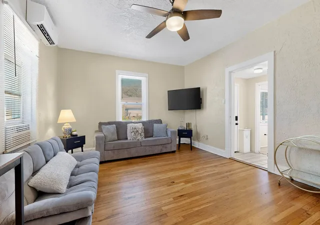 image of 520 Iron Ave Se, Albuquerque, NM 87102 | MLS# 1106262