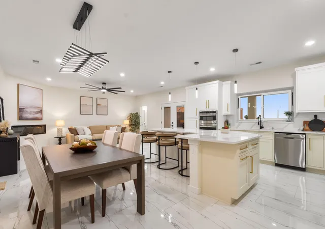 Photo 4 of Single family home for sale at 1136 Turner Dr NE, Albuquerque, NM 87123 | MLS# 1106265 | Listing updated on 2026-08-15