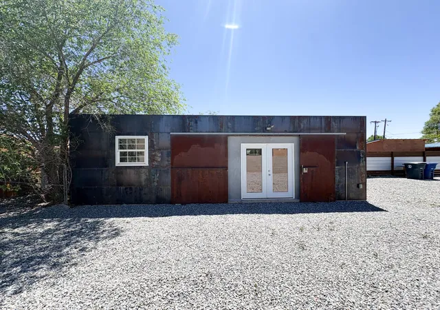 Photo 4 of Single family home for sale at 2800 Duranes Rd NW, Albuquerque, NM 87104 | MLS# 1106297 | Listing updated on 2026-08-26