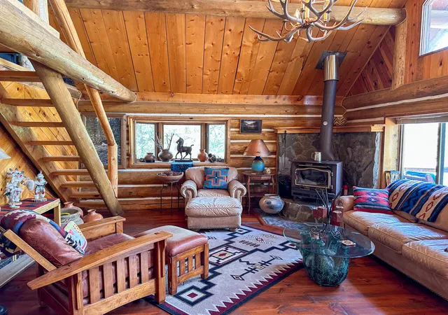 Photo 3 of Single family home for sale at 1050 State Hwy 96, Regina, NM 87046 | MLS# 1106324 | Listing updated on 2026-07-30