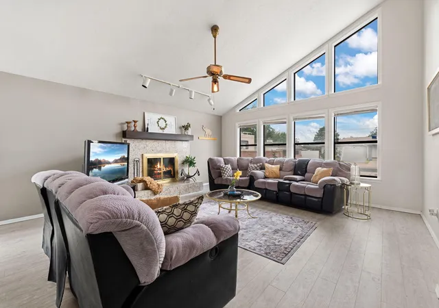 2nd image of 2424 Wisconsin St Ne, Albuquerque, NM 87110 | MLS# 1106335