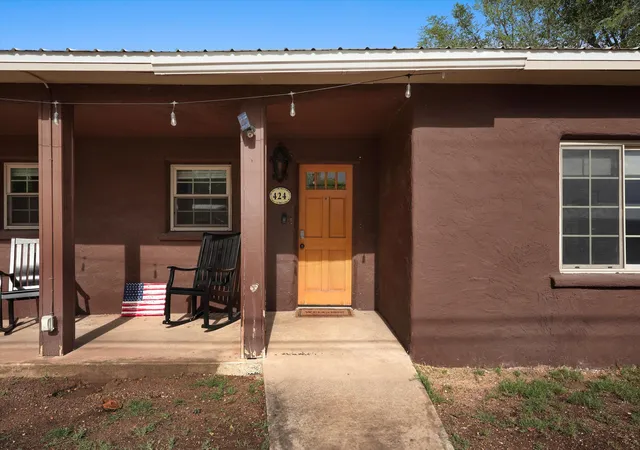 Homes for sale in Belen, NM | 424 S Third St, Belen, NM 87002 | MLS# 1106336