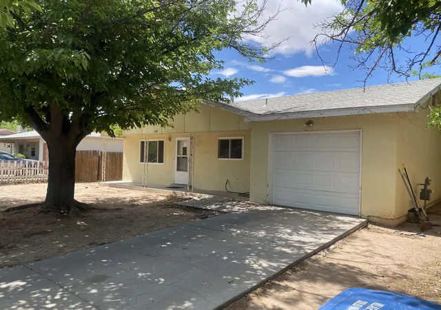 Homes for sale in Los Lunas, NM | 1129 Pine Ct Se, Los Lunas, NM 87031 | MLS# 1106247