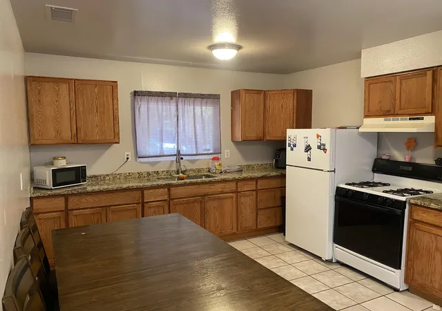 Homes for sale in Los Lunas, NM | 1129 Pine Ct Se, Los Lunas, NM 87031 | MLS# 1106247