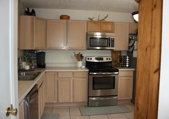 Photo 2 of Sale Pending at 473 Cimarron Meadows Ct Ne, Rio Rancho, NM 87144 | MLS# 1106339 | Listing updated on 2026-08-21