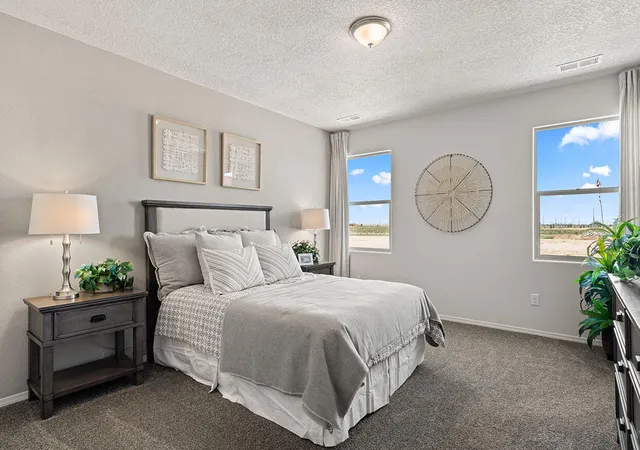 Photo 2 of Sale Pending at 6045 Diebenkorn Dr Se, Albuquerque, NM 87106 | MLS# 1106344 | Listing updated on 2026-08-22