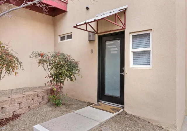 Photo 2 of Sale Pending at 1101 Doctor Martin Luther King Ne Ave #9, Albuquerque, NM 87106 | MLS# 1106345 | Listing updated on 2026-08-10