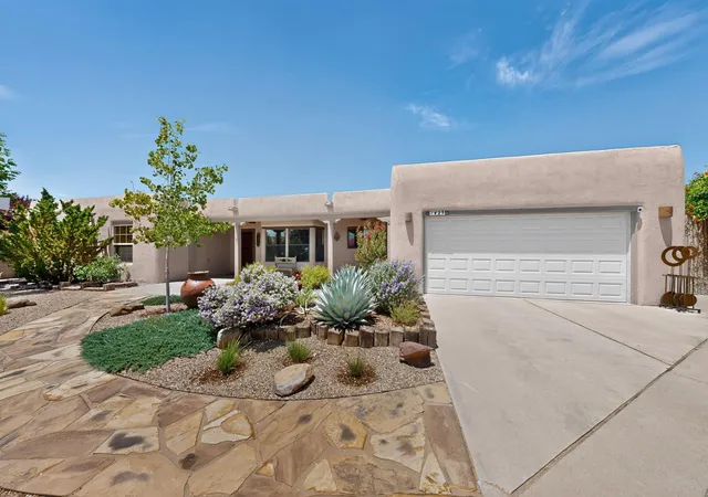 2nd image of 1425 Crestview Dr Sw, Los Lunas, NM 87031 | MLS# 1106362