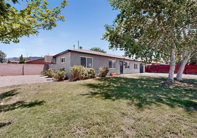 Photo 3 of Single family home for sale at 8803 Los Arboles Ave Ne, Albuquerque, NM 87112 | MLS# 1106398 | Listing updated on 2026-08-29