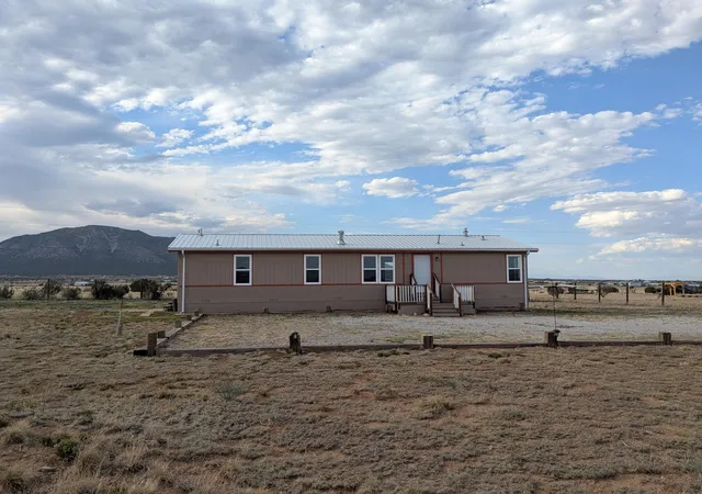 2nd image of 5 Northland Rd, Edgewood, NM 87015 | MLS# 1106435