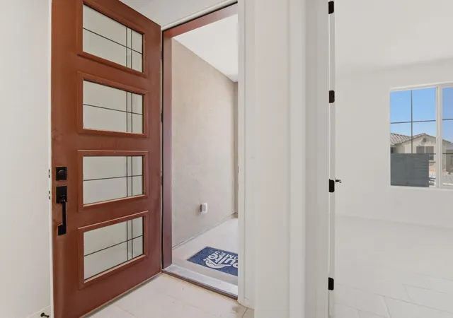 Photo 3 of Sale Pending at 3005 Donita Ln Ne, Rio Rancho, NM 87144 | MLS# 1106449 | Listing updated on 2026-08-19