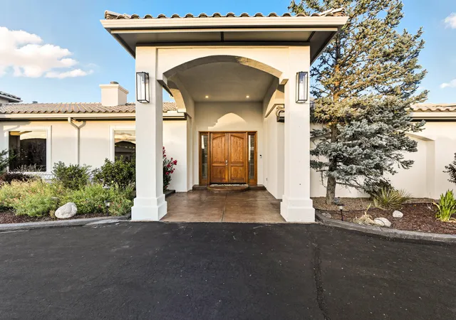 Photo 2 of Single family home for sale at 11907 San Rafael Ave NE, Albuquerque, NM 87122 | MLS# 1106481 | Listing updated on 2026-08-24