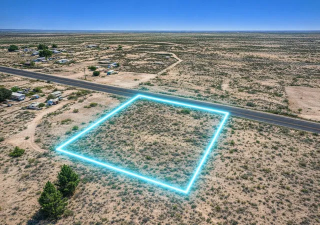 Photo 3 of Land for sale at 7 Rivers Hwy 285, Artesia, NM 88210 | MLS# 1106503 | Listing updated on 2026-10-07