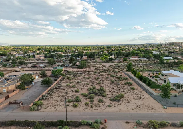 4th image of 713 Perfecto Lopez Rd, Corrales, NM 87048 | MLS# 1106510
