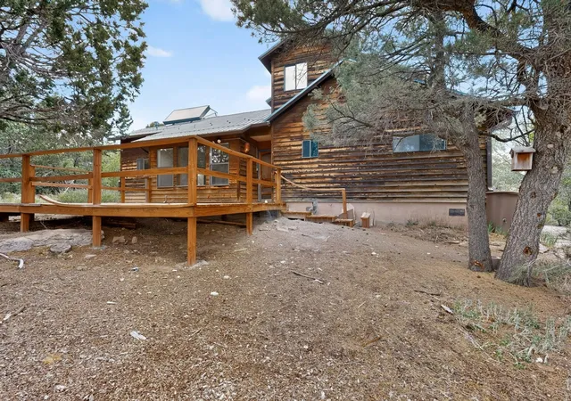 Photo 3 of Sale Pending at 34 Easy St, Tijeras, NM 87059 | MLS# 1106525 | Listing updated on 2026-08-18