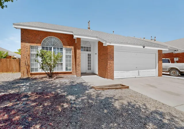 Homes for sale in Los Lunas, NM | 19 Buckbrush Pl, Los Lunas, NM 87031 | MLS# 1106539