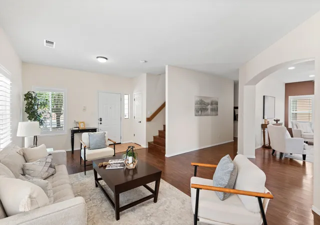 Photo 2 of Sale Pending at 8915 Lochside Ln NE, Albuquerque, NM 87113 | MLS# 1106542 | Listing updated on 2026-08-25