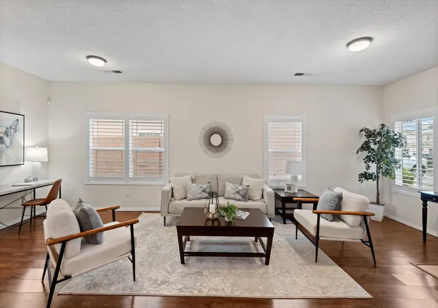 Photo 4 of Sale Pending at 8915 Lochside Ln NE, Albuquerque, NM 87113 | MLS# 1106542 | Listing updated on 2026-08-25