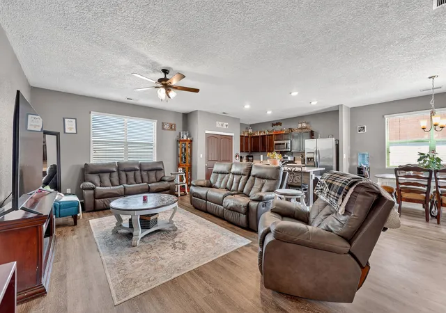 Homes for sale in Los Lunas, NM | 50 Hermanos Loop, Los Lunas, NM 87031 | MLS# 1106560