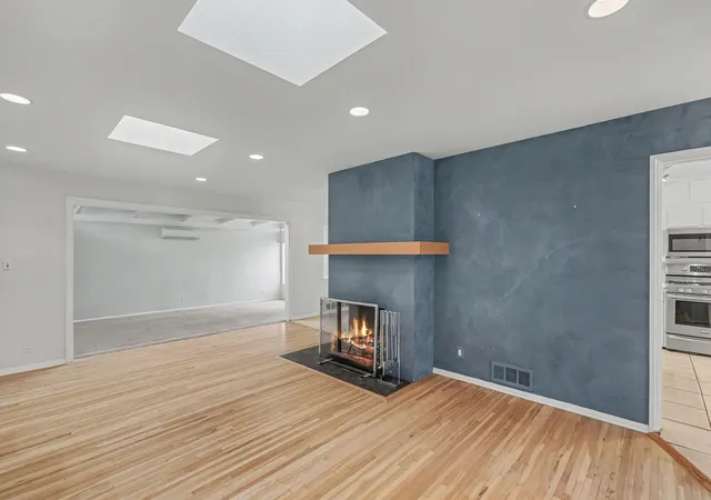 Photo 4 of Single family home for sale at 2905 Claremont Pl NE, Albuquerque, NM 87110 | MLS# 1106581 | Listing updated on 2026-08-06