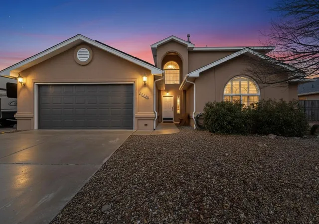 Homes for sale in Los Lunas, NM | 1034 Wagon Trail St Sw, Los Lunas, NM 87031 | MLS# 1106594