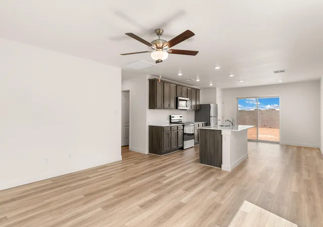 2nd image of 821 Calle De Las Roses, Belen, NM 87002 | MLS# 1106599