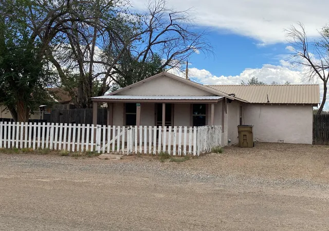Homes for sale in Moriarty, NM | 614 Katherine Ave, Moriarty, NM 87035 | MLS# 1106605