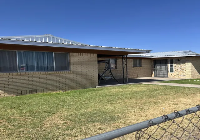 image of 812 W Reinken Ave, Belen, NM 87002 | MLS# 1106614