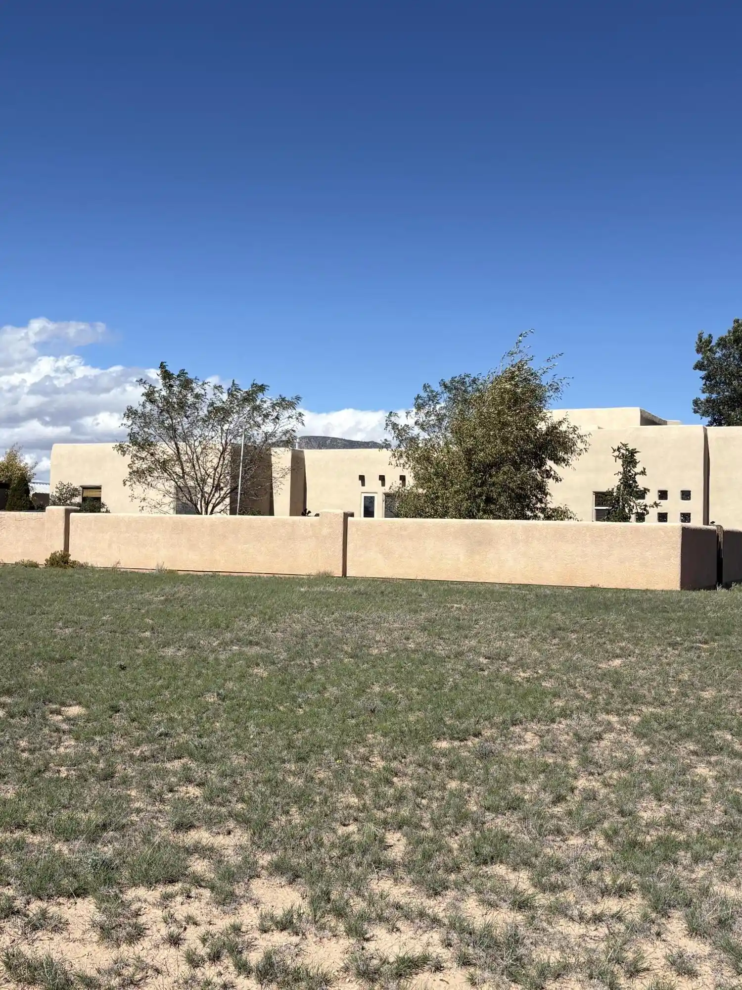 Photo 1 of Single family home for sale at 61 High Meadow Loop, Edgewood, NM 87015 | MLS# 1106634 | Listing updated on 2026-10-21