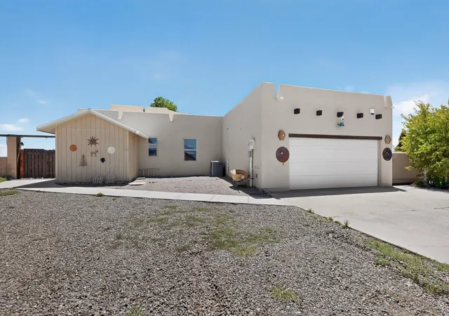 Photo 1 of Single family home for sale at 61 High Meadow Loop, Edgewood, NM 87015 | MLS# 1106634 | Listing updated on 2026-08-20