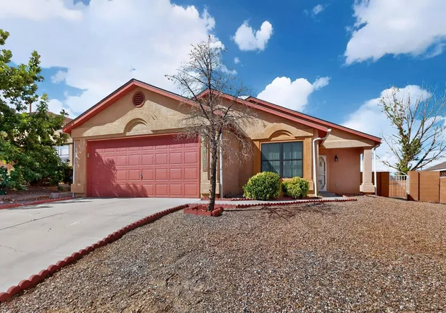 Photo 3 of Sale Pending at 10709 Connemara Dr SW, Albuquerque, NM 87121 | MLS# 1106637 | Listing updated on 2026-08-01