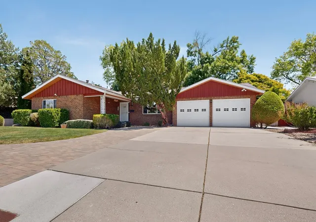 Homes for sale in Albuquerque, NM | 7720 El Conde Ave Ne, Albuquerque, NM 87110 | MLS# 1106638
