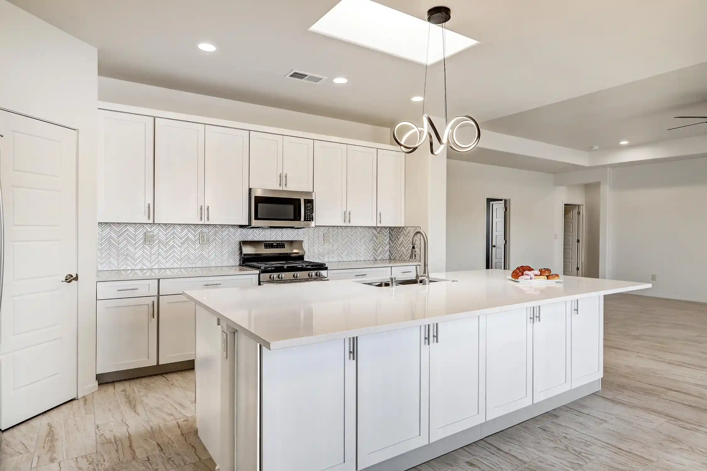 Photo 1 of Sale Pending at 509 12th Avenue Se, Rio Rancho, NM 87124 | MLS# 1106663 | Listing updated on 2026-10-21
