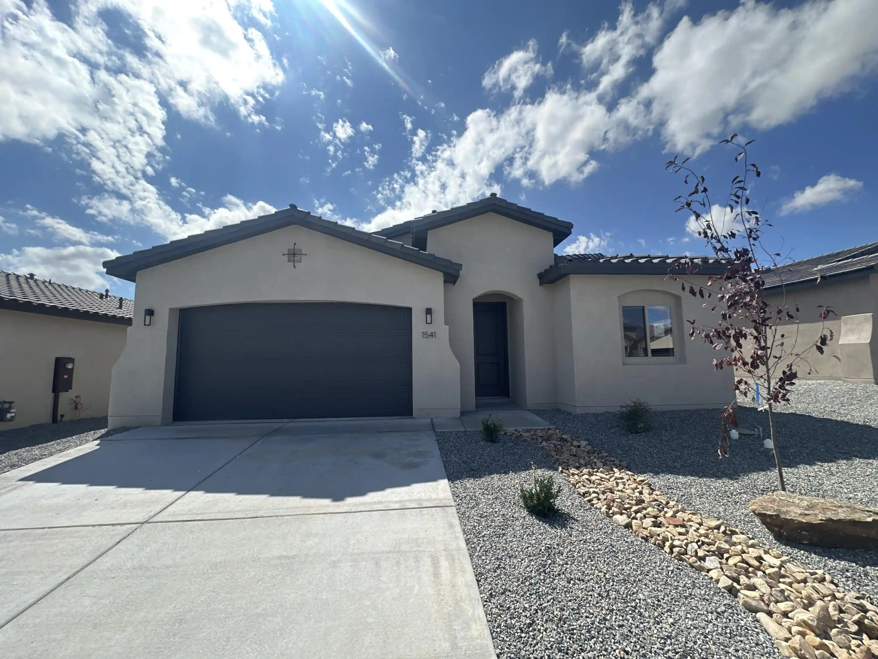 Photo 1 of Single family home for sale at 1541 Valle De Colores St Nw, Los Lunas, NM 87031 | MLS# 1106696 | Listing updated on 2026-10-21