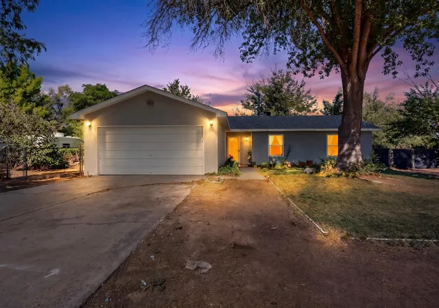 Homes for sale in Bosque Farms, NM | 1715 Eldorado Loop, Bosque Farms, NM 87068 | MLS# 1106736