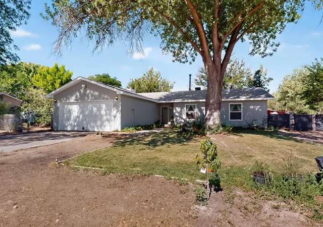 Homes for sale in Bosque Farms, NM | 1715 Eldorado Loop, Bosque Farms, NM 87068 | MLS# 1106736