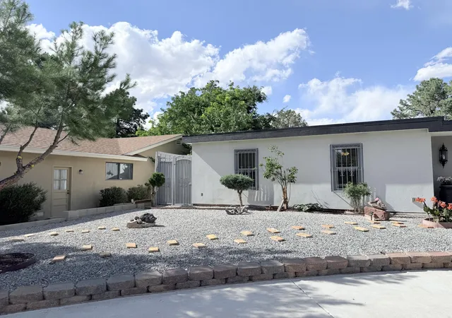 Photo 4 of Single family home for sale at 7209 Vista Del Arroyo Ave NE, Albuquerque, NM 87109 | MLS# 1106737 | Listing updated on 2026-07-30