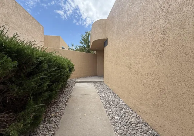 Homes for sale in Albuquerque, NM | 7588 Keystone Dr Ne, Albuquerque, NM 87109 | MLS# 1106750