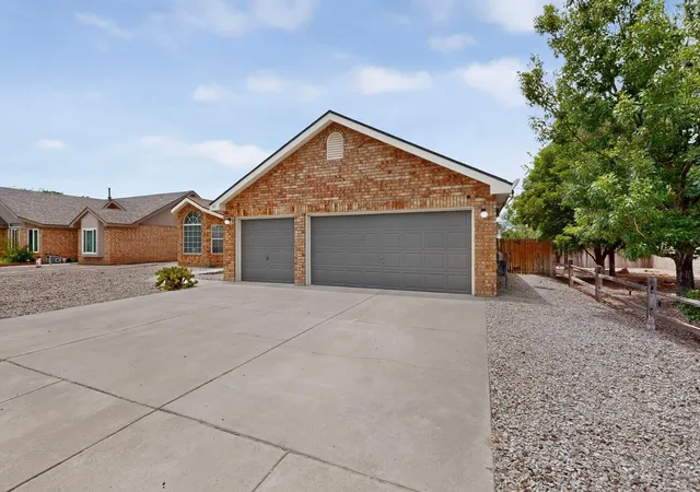 Photo 2 of Sale Pending at 53 Juniper Ave, Los Lunas, NM 87031 | MLS# 1106759 | Listing updated on 2026-08-13