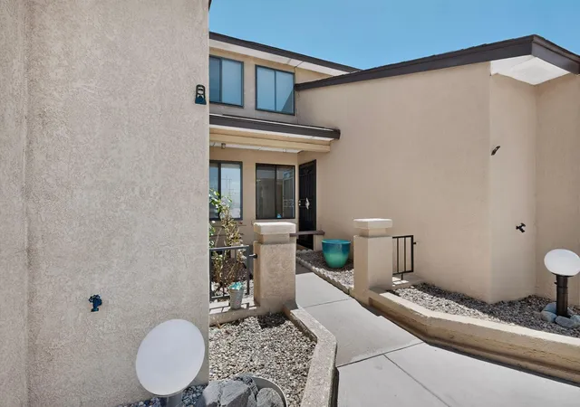 Homes for sale in Rio Rancho, NM | 3914 Peggy Rd Se, Rio Rancho, NM 87124 | MLS# 1106761